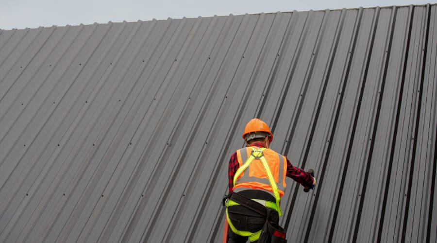 Professional Flat Roofing Installation in Blackstone, IL